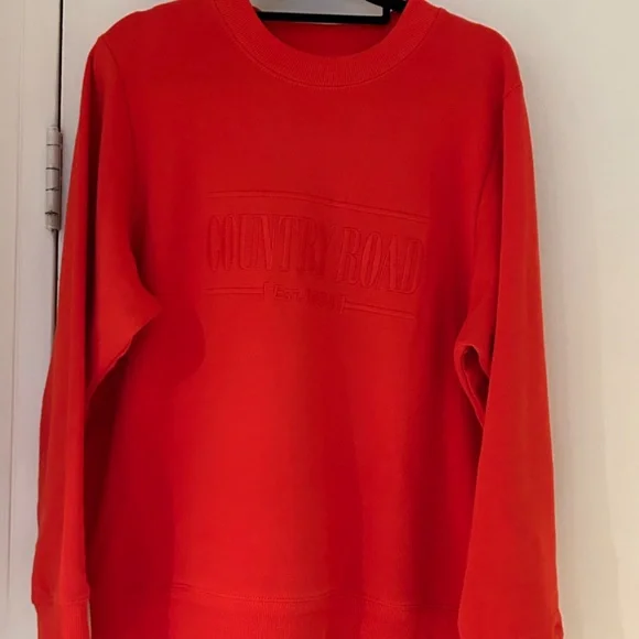 Country Road heritage sweatshirt, brand new without tags, red. size XS. - Picture 3 of 3